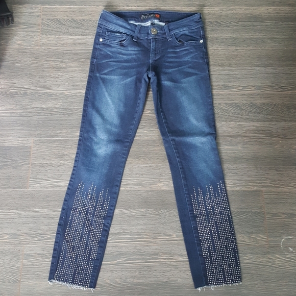 G by Guess Sequin Jeans - Picture 2 of 6